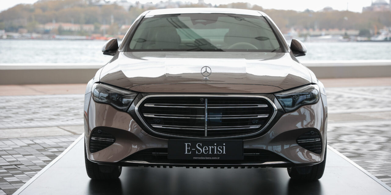 Mercedes-Benz Classe E com motor de 1,5 litro? Sim, é E 180 vendido exclusivamente para o mercado da Turquia