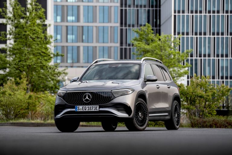 EQA 350 4MATIC E EQB 350 4MATIC RECEBEM ATUALIZAÇÃO DE BATERIA