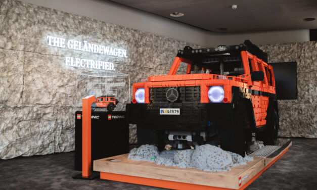 Fiel Classe G, LEGO expõem em Munique uma réplica do modelo em tamanho real