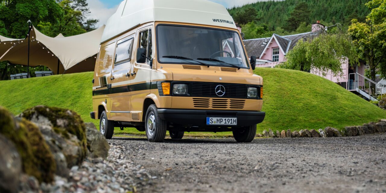 Museu Mercedes-Benz comemora 40 anos do primeiro Marco Polo com uma exposição especial