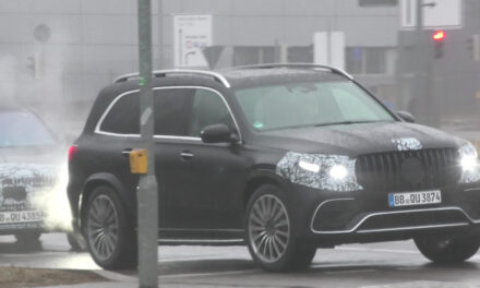 Mercedes GLS e Classe S reestilizados em novas imagens