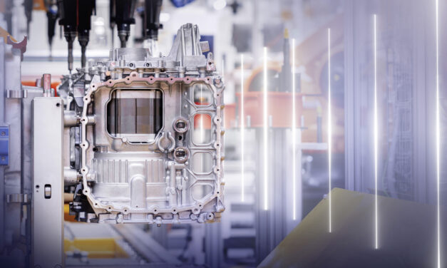Fábrica da Mercedes-Benz em Stuttgart-Untertürkheim, inicia a produção de componentes de acionamento elétrico para o novo CLA