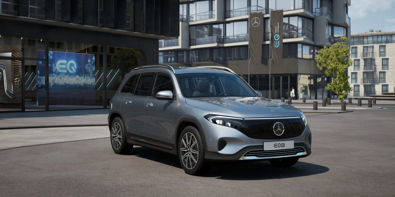 Mercedes-Benz EQB 250+ disponível no Brasil por R$ 400 mil