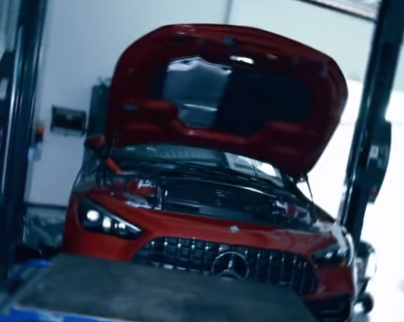 CLE AMG com motor V8 M177? entusiastas esboçam um sorriso com este vídeo