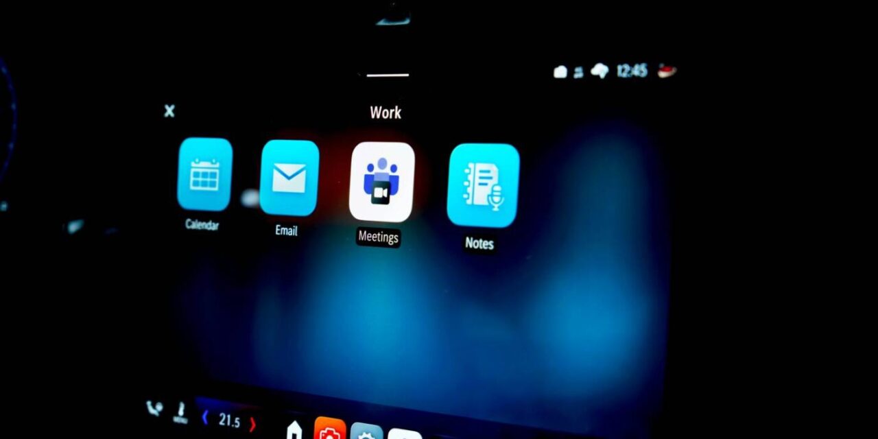 Mercedes-Benz e Microsoft expandem a produtividade no carro com o aplicativo Enhanced Meetings for Teams