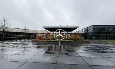Mercedes-Benz Mobility AG se fundirá com a Mercedes-Benz AG 