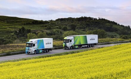 Mercedes-Benz eActros 400, segunda geração do caminhão elétrico ainda mais versátil e eficiente