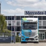 Estrelas personalizadas, centro de customização de caminhões Mercedes-Benz completa 25 anos