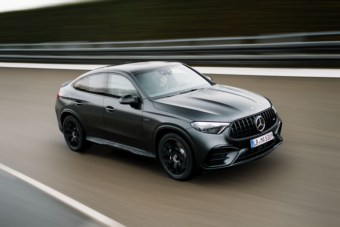 mercedes-amg-glc-53-4matic-seis-cilindros-em-linha-e-449-cv