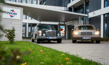 Óleos Mercedes-Benz Classic, lubrificantes ideais para carros clássicos da marca da estrela