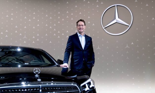 Por que a estratégia de Ola Källenius falhou?