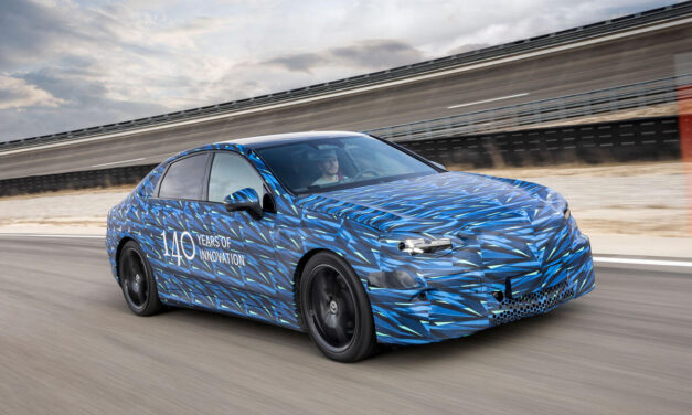 Classe C elétrico a bateria, estreia mundial ocorrerá em Seul, Coreia do Sul